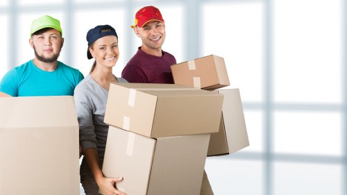 Flexible Brompton van service for home and business moving needs