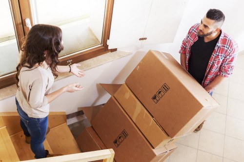 Domestic removals support for flats and houses in Brompton